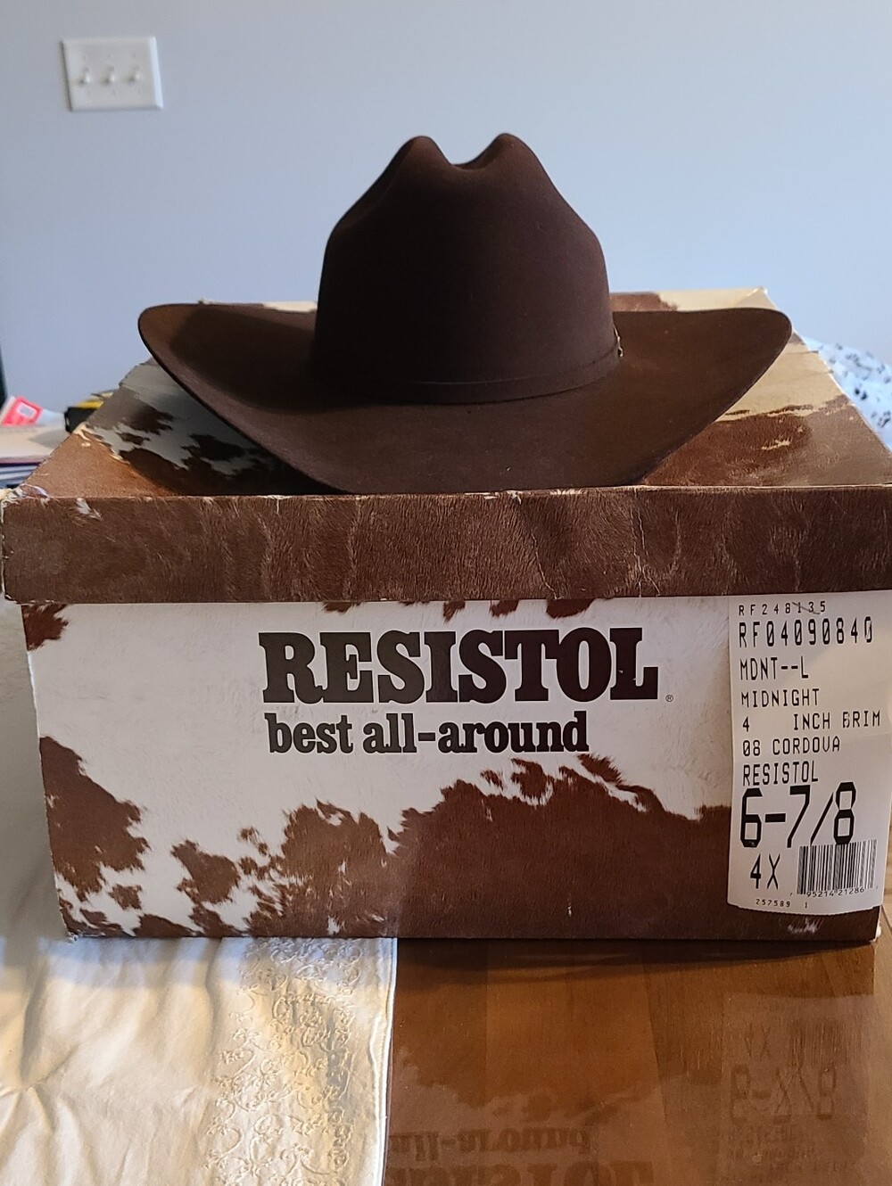 Resistol Men's Midnight Brown Cowboy Hat - 4" Brim, Size 7.